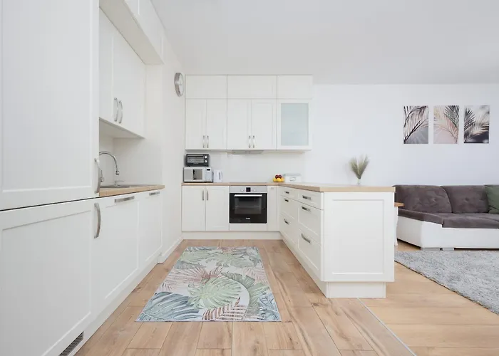 Klimatyzowany Apartament Z Parkingiem W Stolicy By Noclegi Renters